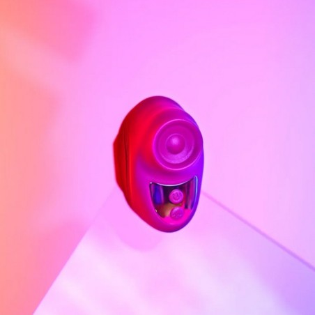 DOIGT "KISSCOOL" DE "LOVE TO LOVE"